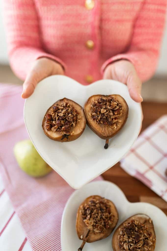 Baked Stuffed Pears With Oats