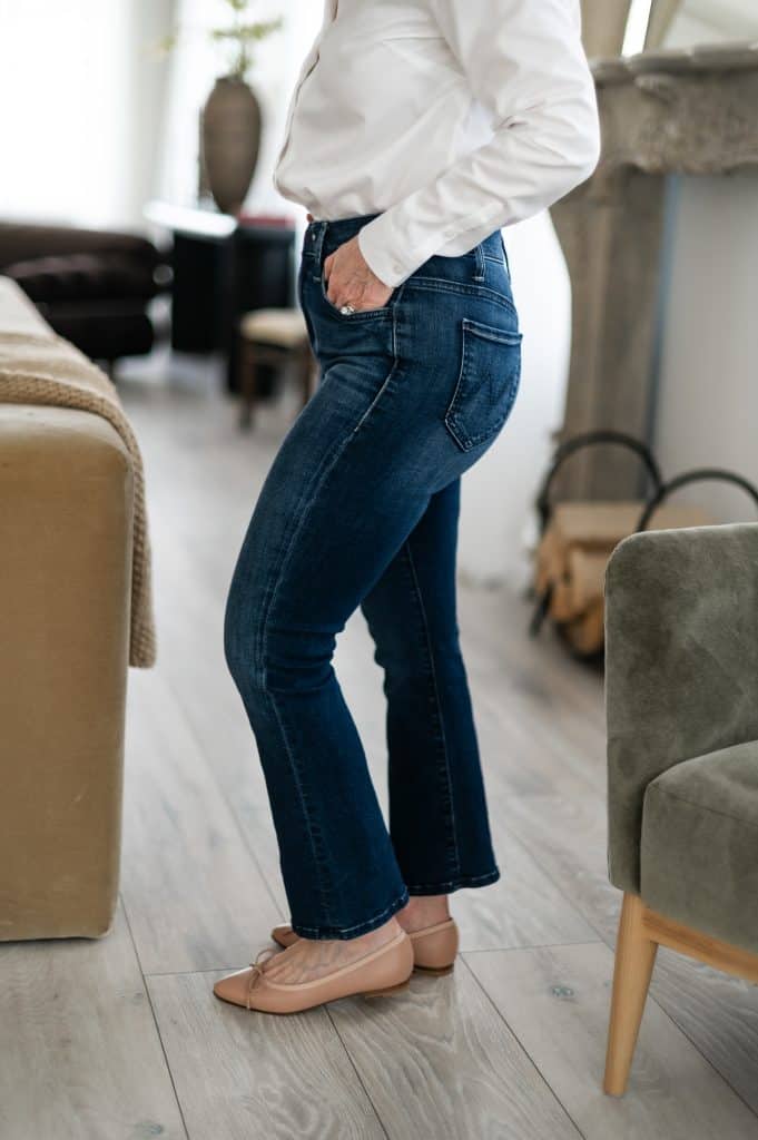 How petite jeans should fit through the hips and thighs without pulling.